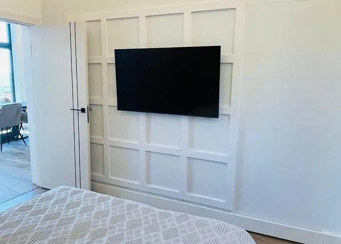 Daire Hilltop View House *