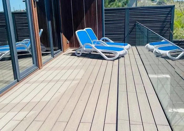 Apartment Hilltop View House